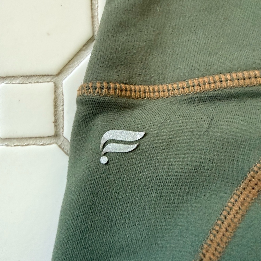 Fabletics Olive Green Leggings - Picture 4 of 4
